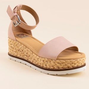 DV by Dolce Vita Baker espadrille wedge